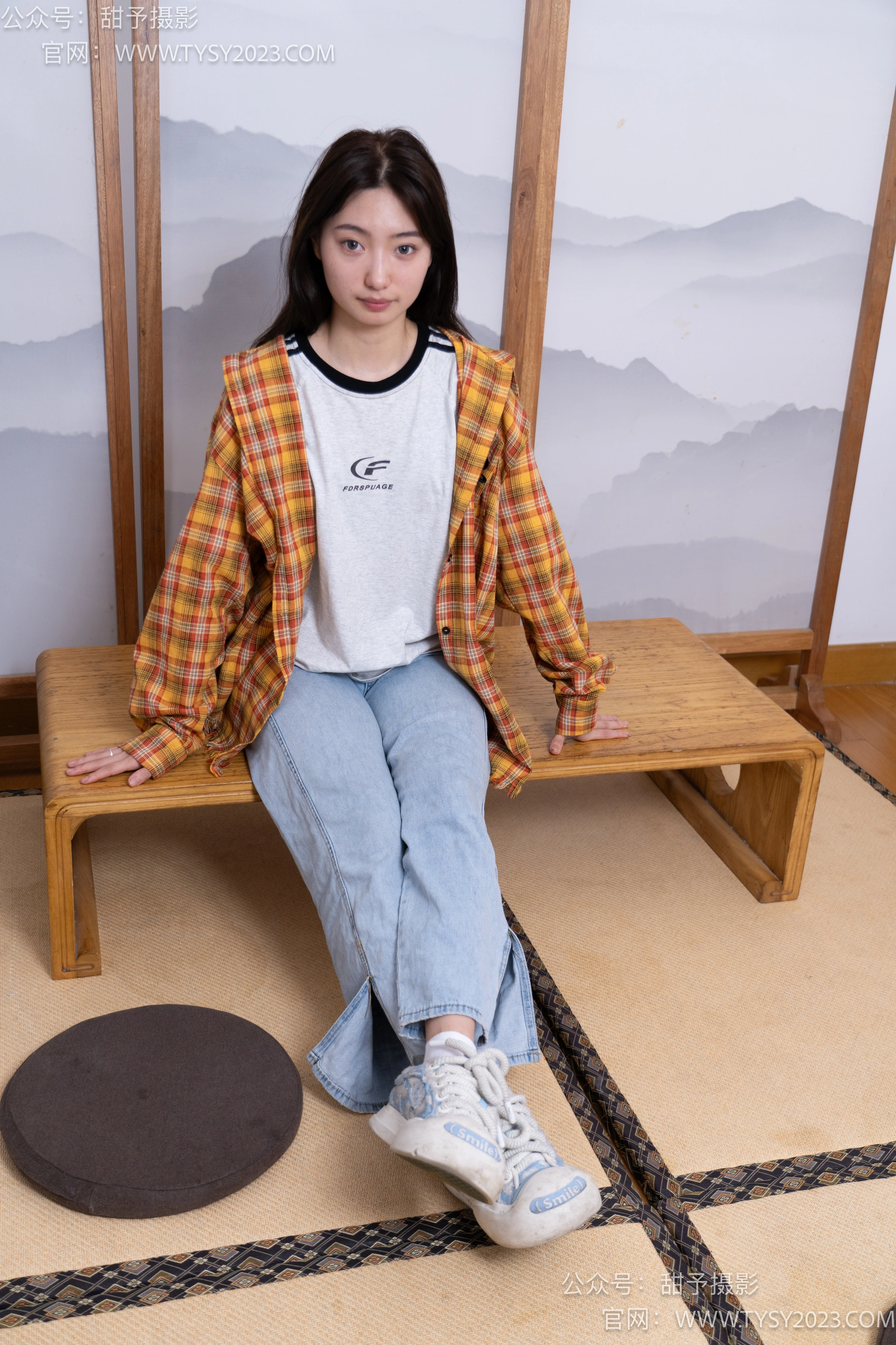 甜予摄影 No.078 雪梨-帆布鞋、白棉袜、裸足 1